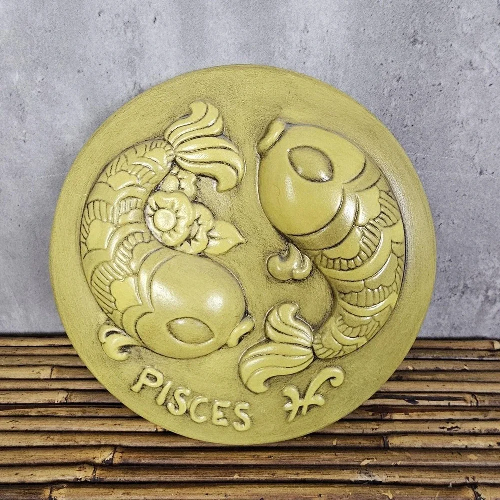 Vintage Pisces Zodiac Ceramic Wall Plaque Yellow MCM Fish Astrology Decor‎